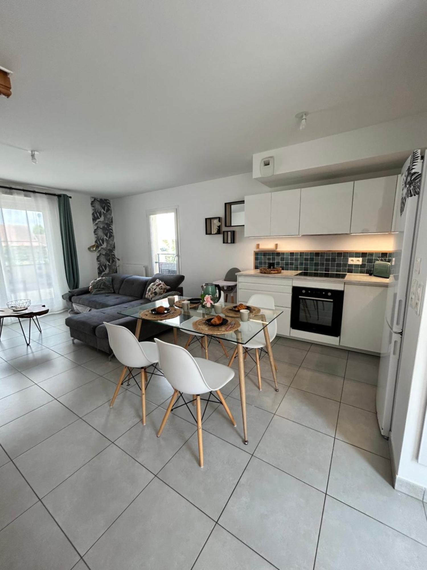Disneyland Paris Familly Appart - 7 Minutes Disney - Parking - Wifi Chessy  Εξωτερικό φωτογραφία